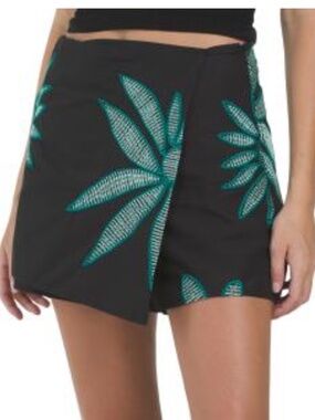 NWT - Black Women's Embroidered Leaf Skort with Teal Accents
